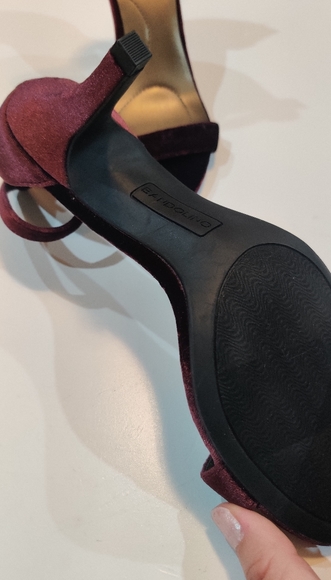 Bandolino Velvet Stappy Heels - Picture 4 of 4